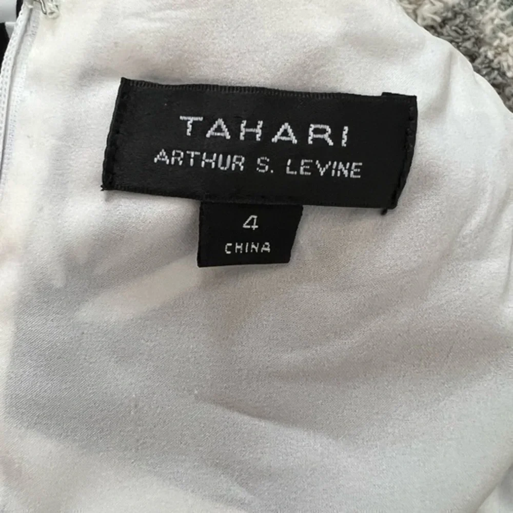 Tahari womens black and white Reverse Print Shift Dress size 4 - Picture 13 of 14
